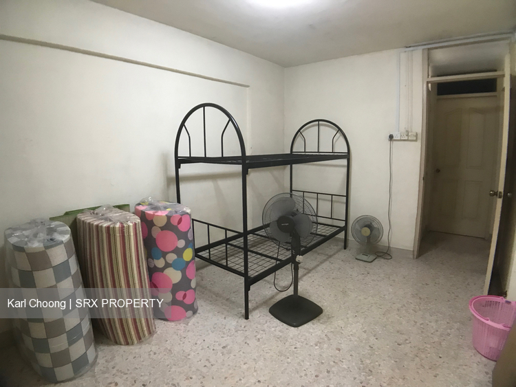 Blk 115 Jurong East Street 13 (Jurong East), HDB 3 Rooms #198051122